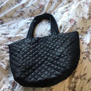 Like New Medium Metro Quilted Mz Wallace Black